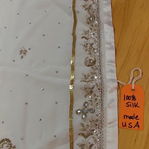 Scarf/Wrap/Shawl, Embellished, Raj Sunder - Picture 5 of 9